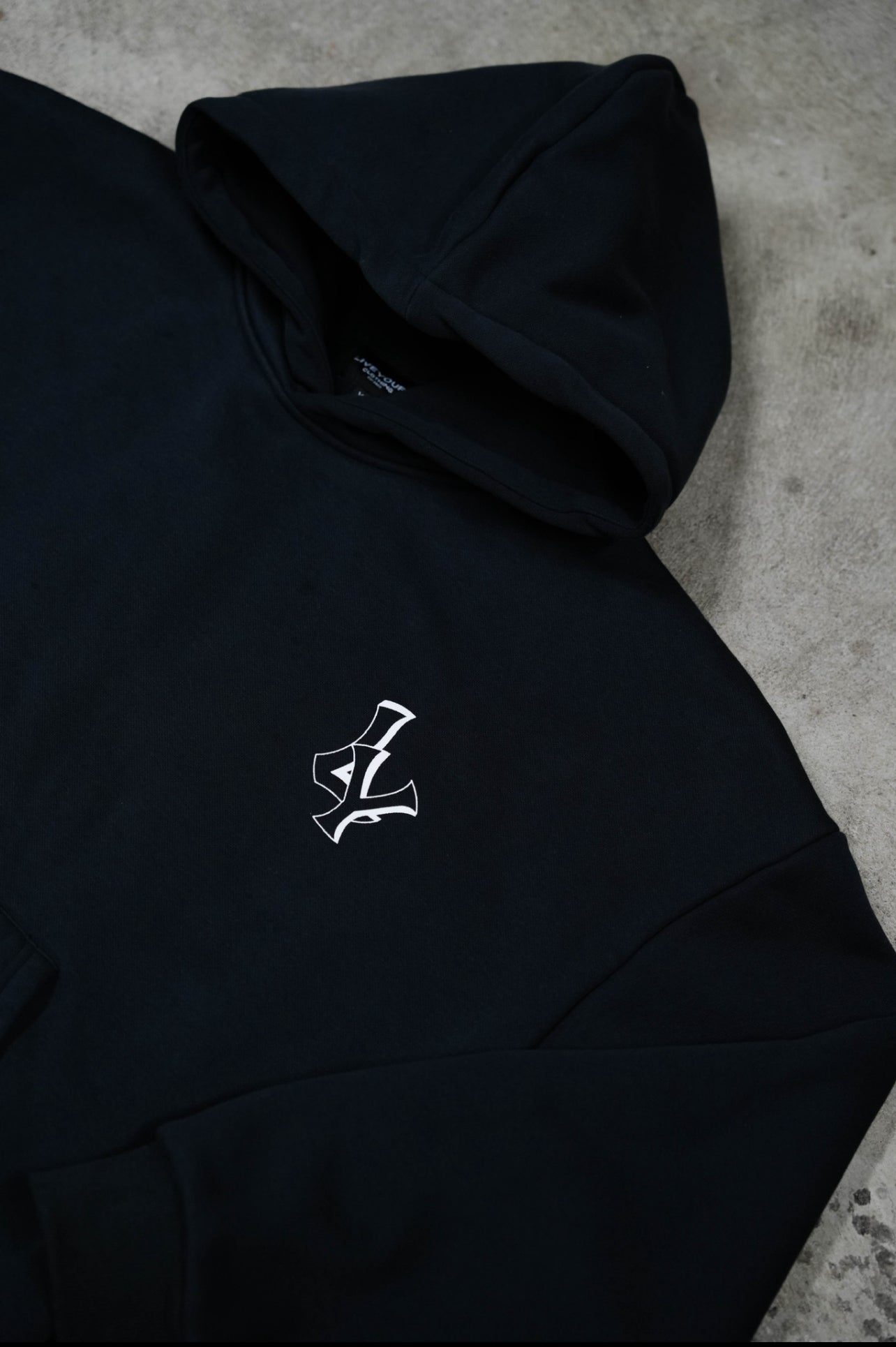 LY COMFY HOODIE -CHARCOAL