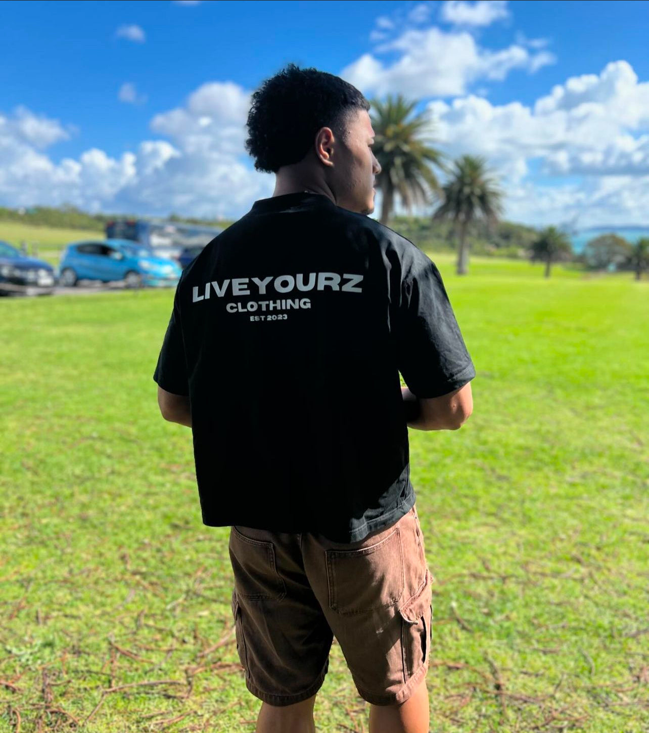 LIVEYOURZ BOX TEE - RETRO BLACK